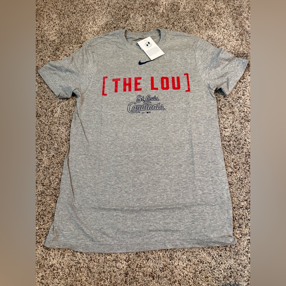 NWT Men’s Nike St. Louis Cardinals MLB Hometown Tee “The Lou” - Size Small